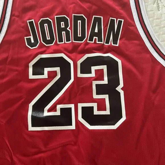 Vintage 1990s Micheal Jordan jersey. Youth size XL 18-20. Excellent condition